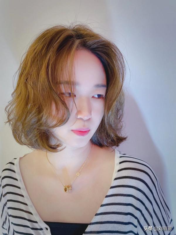 女士髮型款式那麼多,這麼時尚有氣質的卻不多,15款送給你 女士髮型款式那麼多,這麼時尚有氣質的卻不多,15款送給你