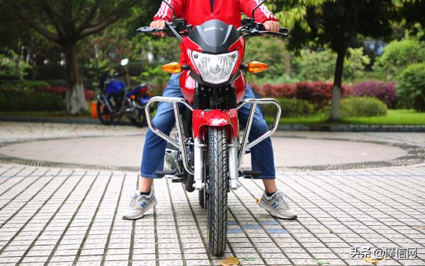 顏值線上 實用好騎的“全能商務車”——聊聊嘉陵新車JV150