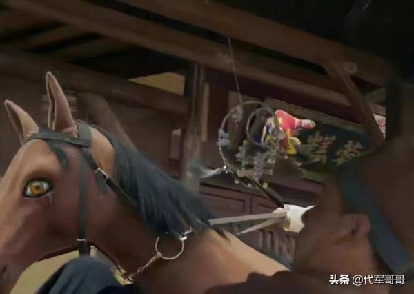 《嘉南傳》鞠婧禕騎的馬是假的！這些騎假馬的明星，個個讓人笑場