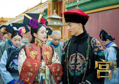 趙麗穎早年和熒幕情侶陳曉影后周冬雨一起主演的電影，你看過嗎？