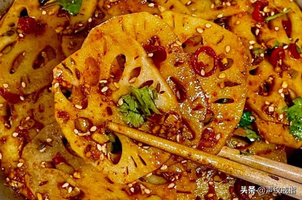 追劇小零食:貓耳朵+涼拌藕片 追劇小零食:貓耳朵+涼拌藕片