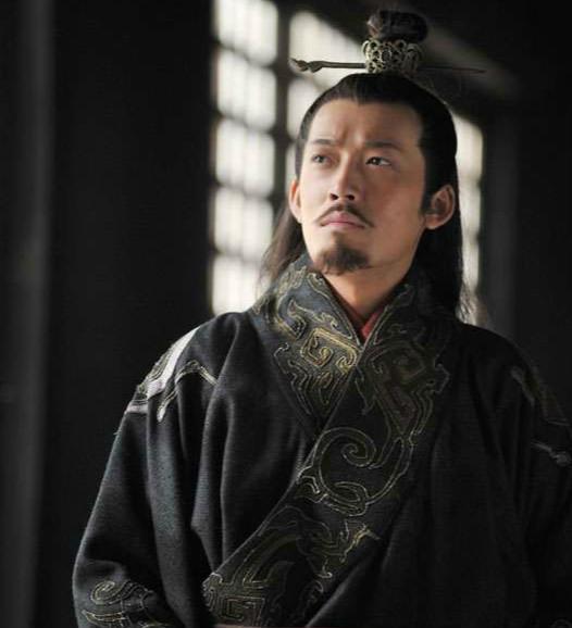 孫策中箭身亡時，大喬年僅20歲，孫權是如何照顧嫂子的？