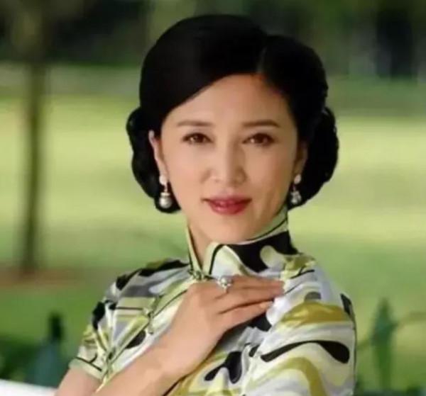 《不惑之旅》5位老演員，有陳建斌“岳母”，還有90年代掛曆女郎