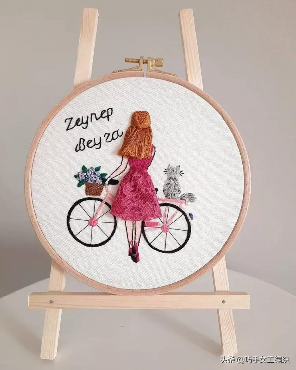 像真發一樣可以編的髮型都能繡出來，如此立體的繡法怎麼能錯過