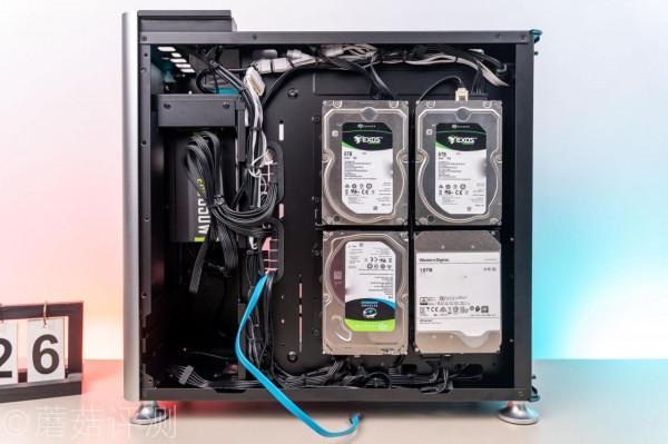 艱難加裝機械硬碟的後續、我給喬思伯I400機箱內塞了四塊硬碟