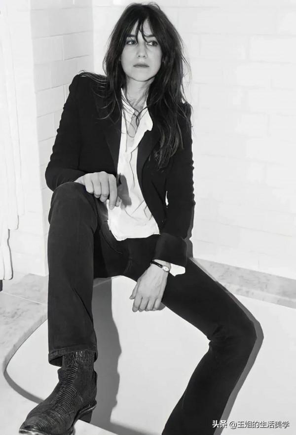 節慶出遊,這樣穿著拍照一定不差 節慶出遊,這樣穿著拍照一定不差