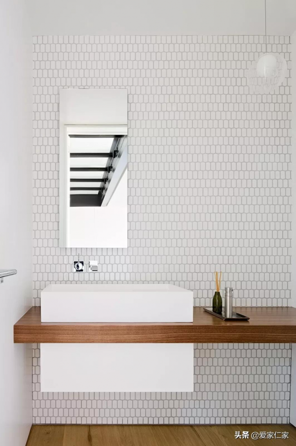 衛生間這樣設計，橫豎都是美