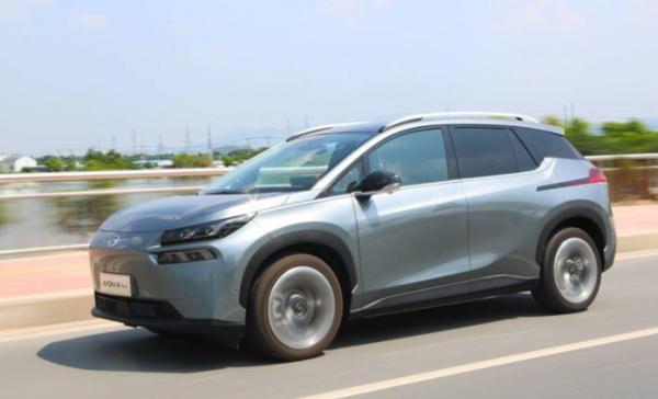 試駕AION V Plus:顏值智慧雙重進化,不止“小改款”那麼簡單 試駕AION V Plus:顏值智慧雙重進化,不止“小改款”那麼簡單