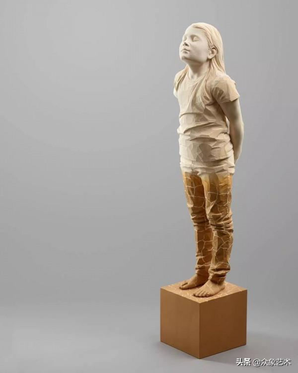 Kostner Matthias | 疏遠而溫柔