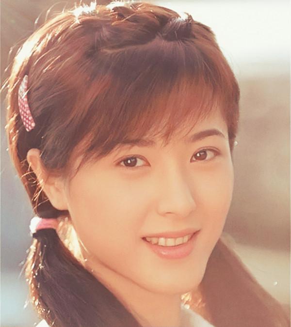 “梅三娘”曾黎的唏噓人生 “梅三娘”曾黎的唏噓人生