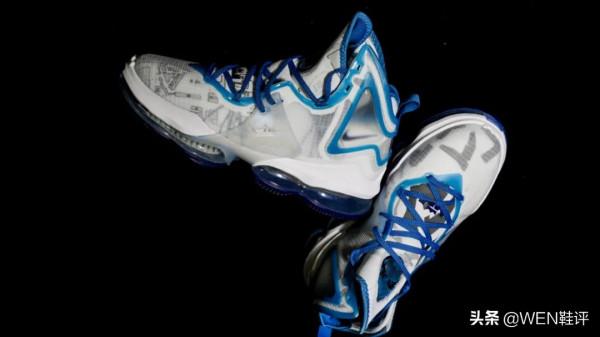 LBJ19開箱：單隻重量超一斤卻有老NIKE的味道