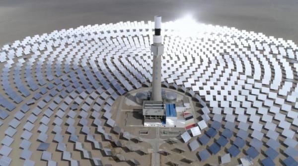 個人認為最棒的太陽能發電模式，熔鹽塔式發電