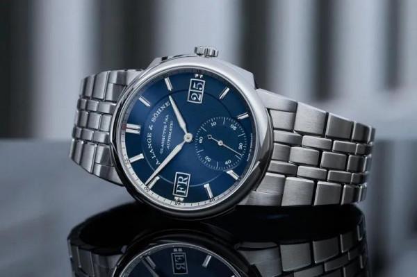 務實導向作為：德式不鏽鋼運動表