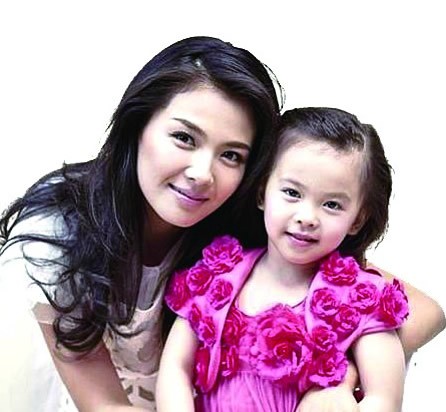 “複製貼上”的明星與家人，不能說毫無差別，只能說一模一樣