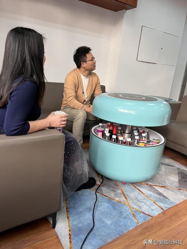 擁有一臺,音箱 冰箱 無線充電的安卓平板升降茶几是一種什麼體驗 擁有一臺,音箱 冰箱 無線充電的安卓平板升降茶几是一種什麼體驗