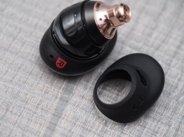 音質出眾、降噪隨心-Liberty 3 Pro“聲闊小金腔”