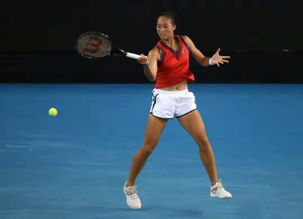 19歲小李娜又贏了！大逆轉+2次搶七+創歷史，曾18勝0負勇奪3連冠