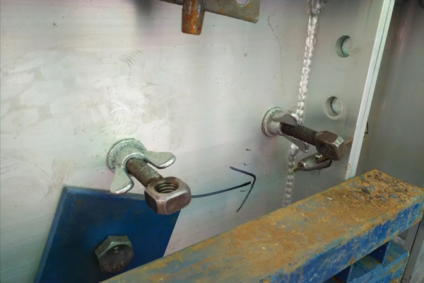 新型花籃式懸挑架施工工藝介紹 新型花籃式懸挑架施工工藝介紹