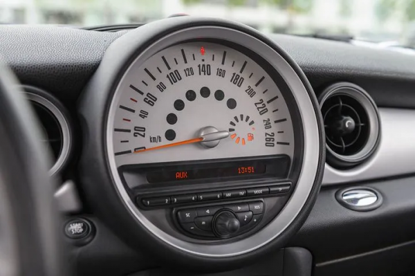 二手MINI ONE：更適合代步的MINI，好看好開價實惠