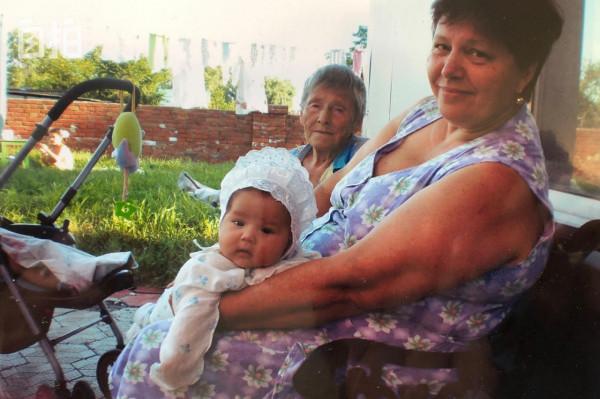 我，90年代在俄羅斯掙了20萬，住上別墅，又全賠光，現在只想回國