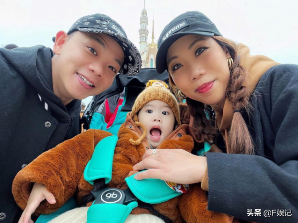 TVB男藝人林子善攜妻為女兒慶祝2歲生日 一家三口去遊樂場遊玩慶祝