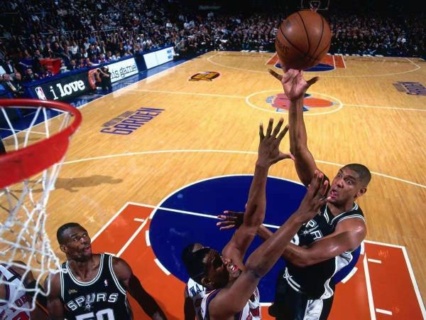 99年馬龍奪得MVP是實力還是黑幕?鄧肯戰績表現均佔優,都怪聯盟 99年馬龍奪得MVP是實力還是黑幕?鄧肯戰績表現均佔優,都怪聯盟