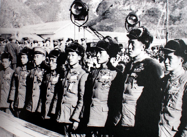 1967年李連慶回鄉被嘲笑:不要學你連慶叔,參軍17年還是個炊事員 1967年李連慶回鄉被嘲笑:不要學你連慶叔,參軍17年還是個炊事員