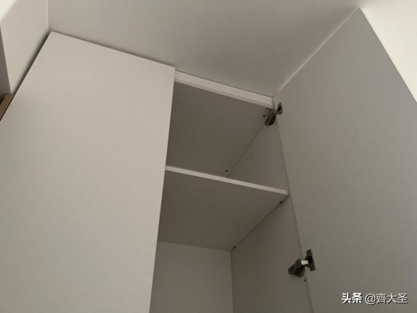 兩招空間擴容!10㎡臥室竟能塞下101個登機箱 兩招空間擴容!10㎡臥室竟能塞下101個登機箱