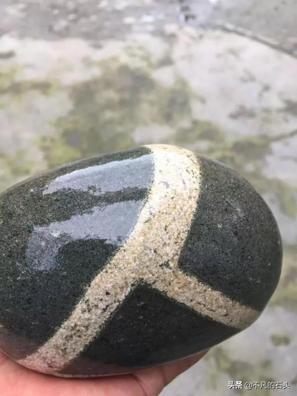 天地所生文字奇石，神來之筆