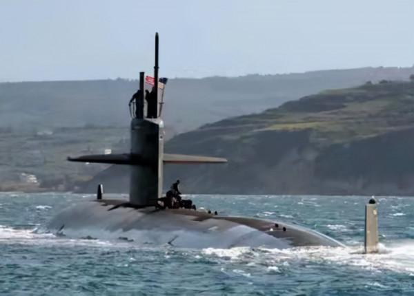 美國核潛艇：因為工作人員想要提前回家，被一把火燒燬