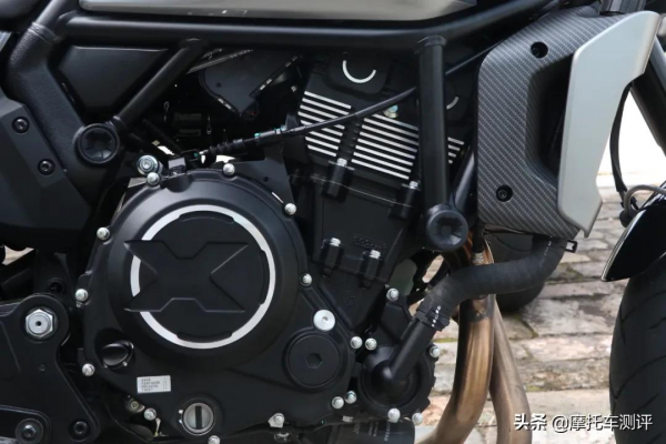 油門響應大幅提升,春風700CL-X Sport真香 油門響應大幅提升,春風700CL-X Sport真香