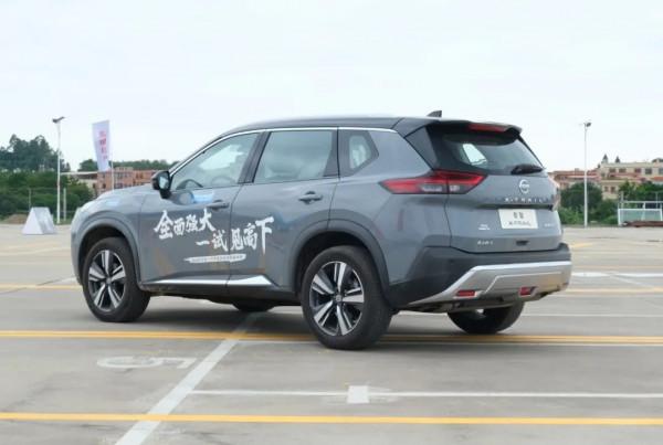 1.5T馬力200匹,這臺合資SUV火了20年,換代後卻遭網友瘋狂diss 1.5T馬力200匹,這臺合資SUV火了20年,換代後卻遭網友瘋狂diss