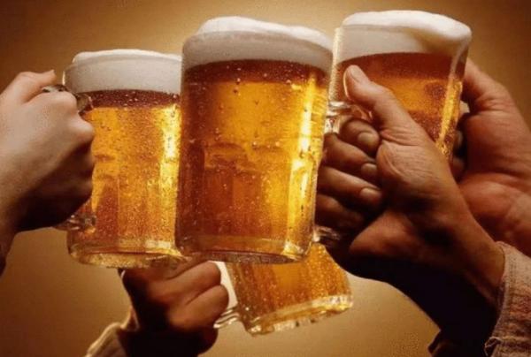 魯智深道:“先打四角酒來”,在宋代,四角酒相當於如今的多少? 魯智深道:“先打四角酒來”,在宋代,四角酒相當於如今的多少?