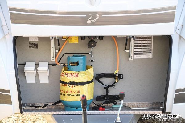 室內恆溫配地暖！車長超8米設施齊全 德福貝多因670BET拖掛房車