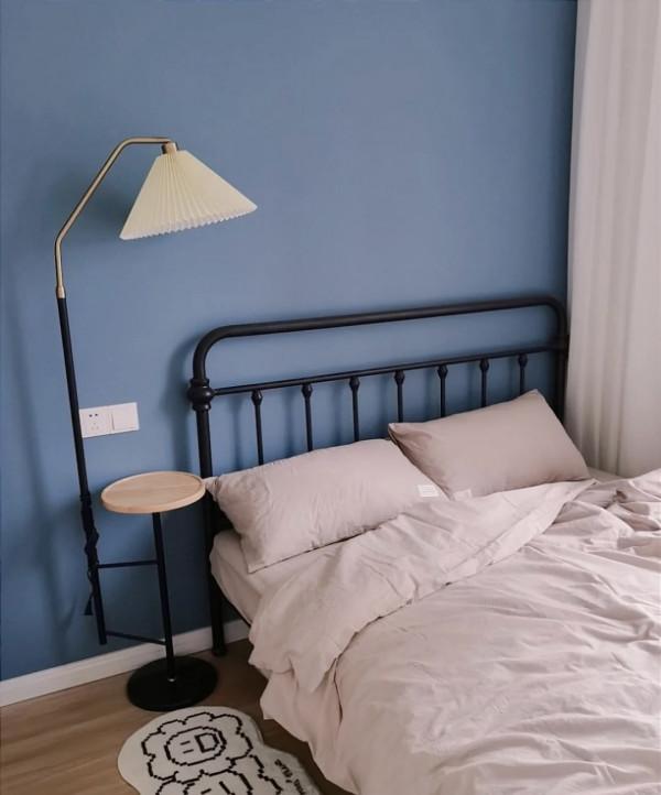 看到她家裝修後，我確定：“窮裝”也能裝出溫暖而治癒人心的家