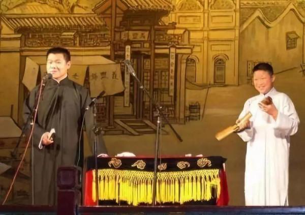 ";窮小子";岳雲鵬的逆襲史,成功路上不只有郭德綱,還有這6個女人 ";窮小子";岳雲鵬的逆襲史,成功路上不只有郭德綱,還有這6個女人