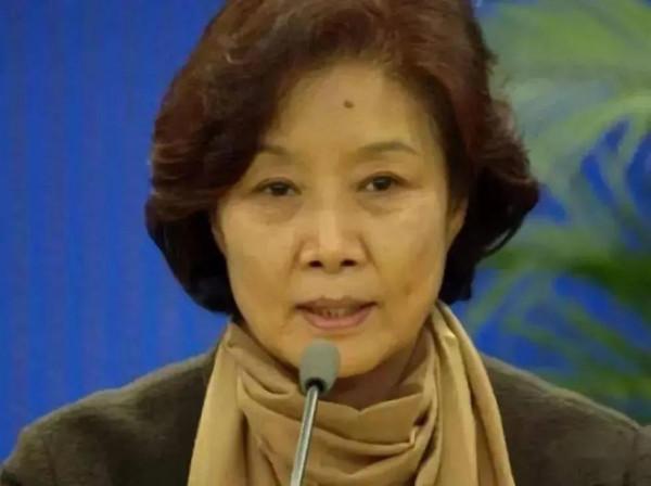 81歲的呂中嫁給了《西遊記》裡“鎮元大仙”,一對兒女都很爭氣 81歲的呂中嫁給了《西遊記》裡“鎮元大仙”,一對兒女都很爭氣