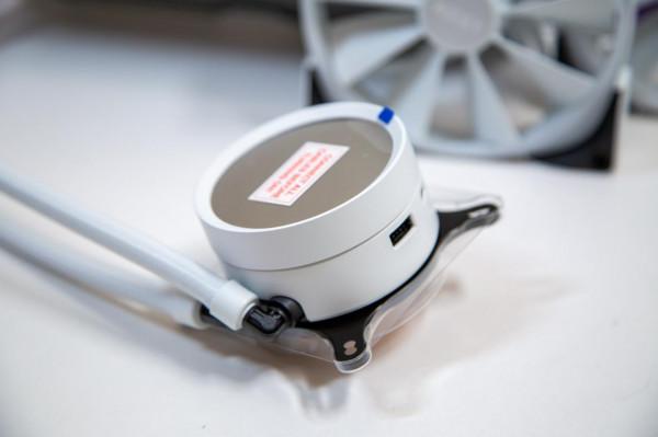 搭建一臺純白主題風格ITX:雙11實用ITX主機搭建分享 搭建一臺純白主題風格ITX:雙11實用ITX主機搭建分享