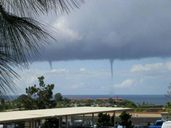 99個難得一見的照片，一塊下雨的雲，飛翔的虎鯨，維多利亞風服裝