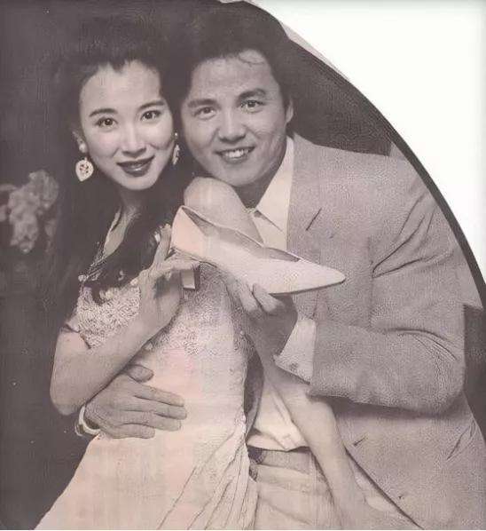 不容易的星二代，有人將父親告上法庭有人諒解，還有人刪爸爸微信