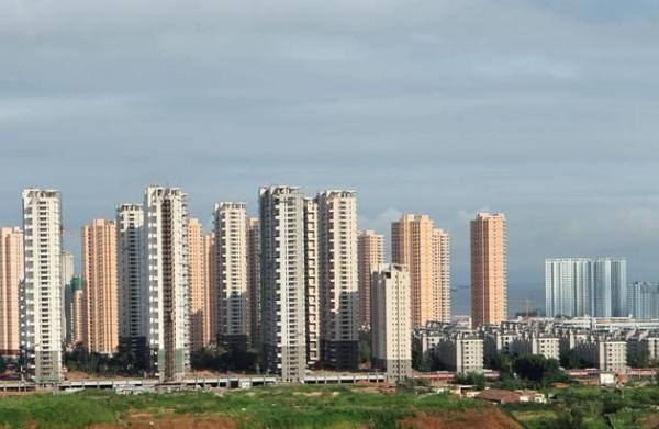 小城樓市，能否逆週期發展