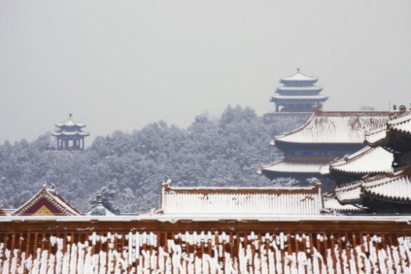 有趣的人生，一半是山川湖海