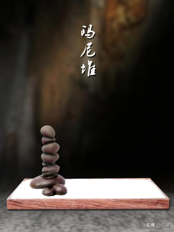 雙年展拍賣總成交34.8萬元!《九蓮》以21萬成交 雙年展拍賣總成交34.8萬元!《九蓮》以21萬成交