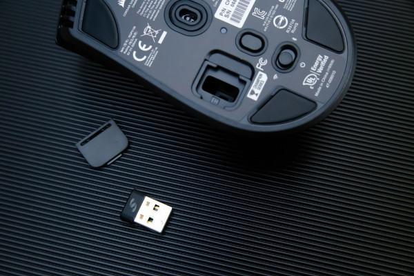 2000Hz輪詢+26000DPI，美商海盜船聖劍RGB無線版新品遊戲滑鼠體驗