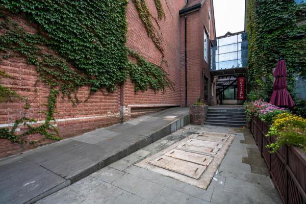 不是景區住宅小區，快二十年了，還有很多人來打卡