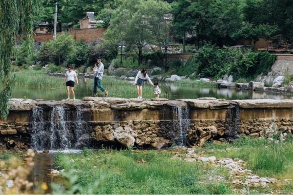 房山瘋狂“猿”始人 部落記 | 訪猿人遺蹟、對話古岩層、狩獵覓食大狂歡