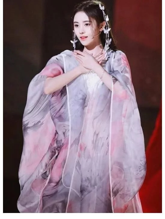 請不要一直沉浸在仙女的氛圍當中,鞠婧褘該反省一下自己了 請不要一直沉浸在仙女的氛圍當中,鞠婧褘該反省一下自己了