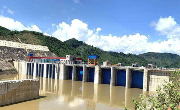 特許經營將近30年，寮國將大河交給中國開發，一年狂賺23億