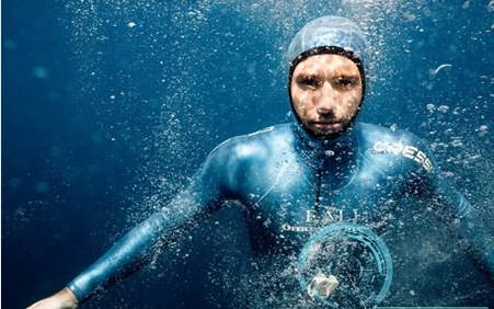 遨遊海洋不是夢,科學研究讓人類初步具備液體呼吸技能(2) 遨遊海洋不是夢,科學研究讓人類初步具備液體呼吸技能(2)