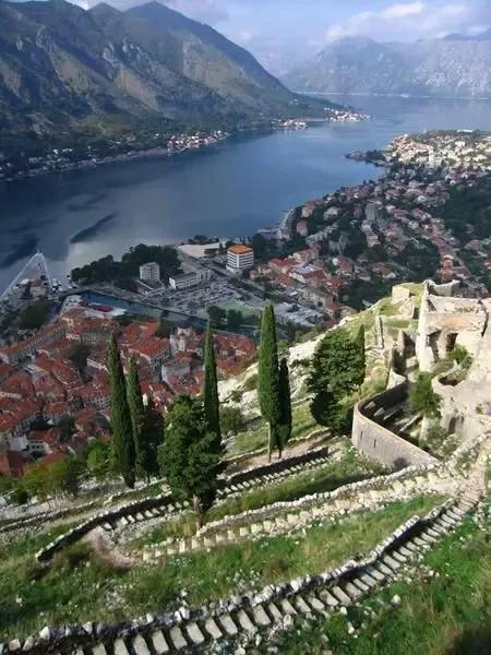 歐洲窮國之“黑山”現狀,帶你看看真實的黑山 歐洲窮國之“黑山”現狀,帶你看看真實的黑山